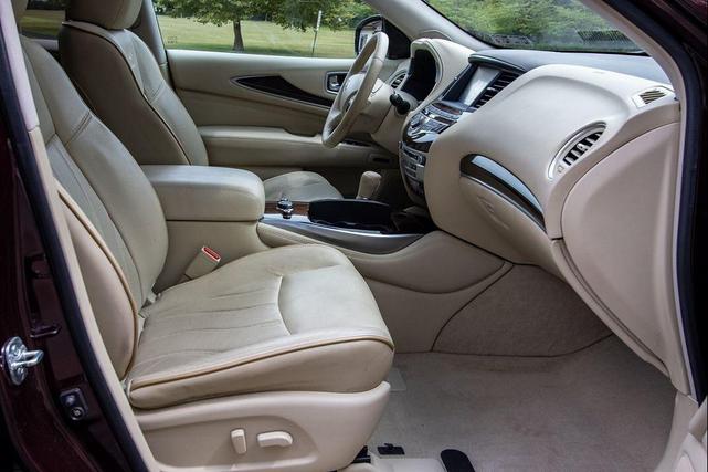 Photo of 2014 Midnight Garnet INFINITI QX60 Hybrid
