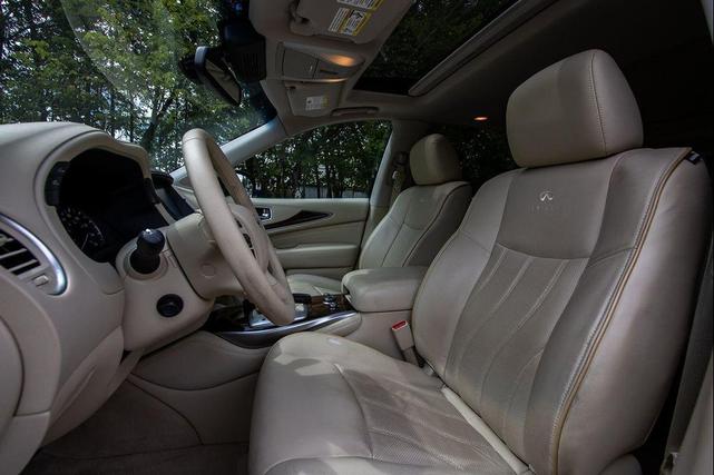 Photo of 2014 Midnight Garnet INFINITI QX60 Hybrid