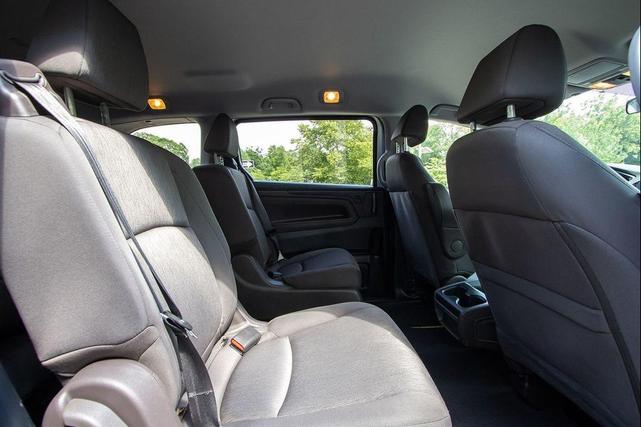 Photo of 2020 Lunar Silver Metallic Honda Odyssey