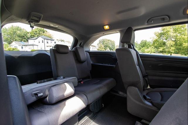 Photo of 2020 Lunar Silver Metallic Honda Odyssey