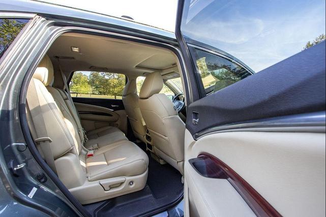 Photo of 2016 Forest Mist Metallic Acura MDX
