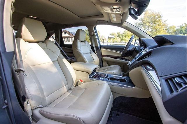 Photo of 2016 Forest Mist Metallic Acura MDX