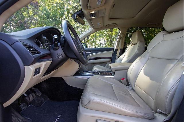 Photo of 2016 Forest Mist Metallic Acura MDX