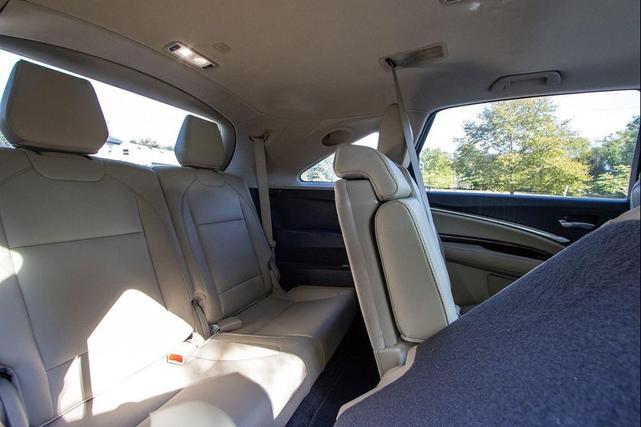 Photo of 2016 Forest Mist Metallic Acura MDX