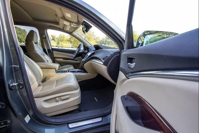 Photo of 2016 Forest Mist Metallic Acura MDX