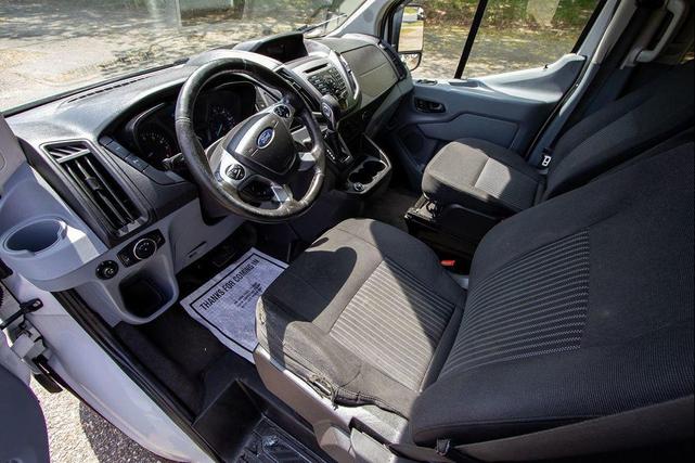 Photo of 2017 Oxford White Ford Transit-350