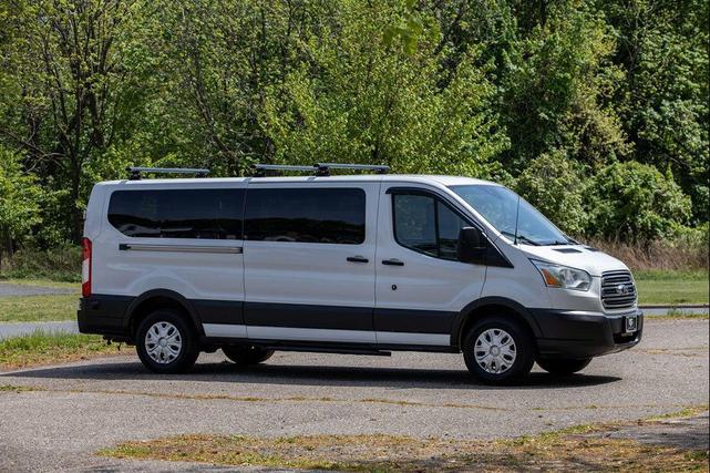Photo of 2017 Oxford White Ford Transit-350