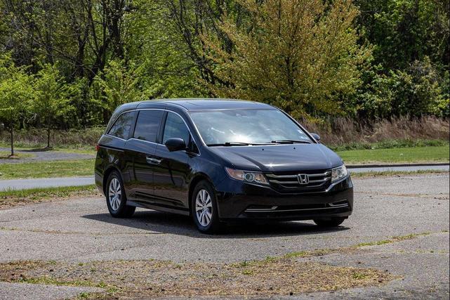 Photo of 2015 Crystal Black Pearl Honda Odyssey