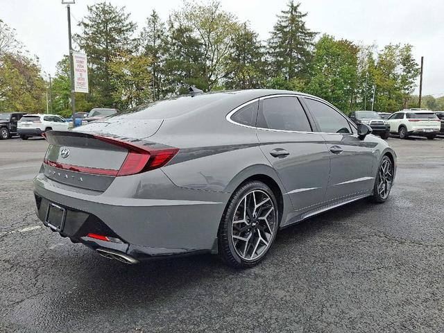 Photo of 2023 Hampton Gray Hyundai SONATA