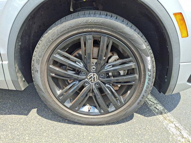 Photo of 2022 Pyrite Silver Metallic Volkswagen Tiguan