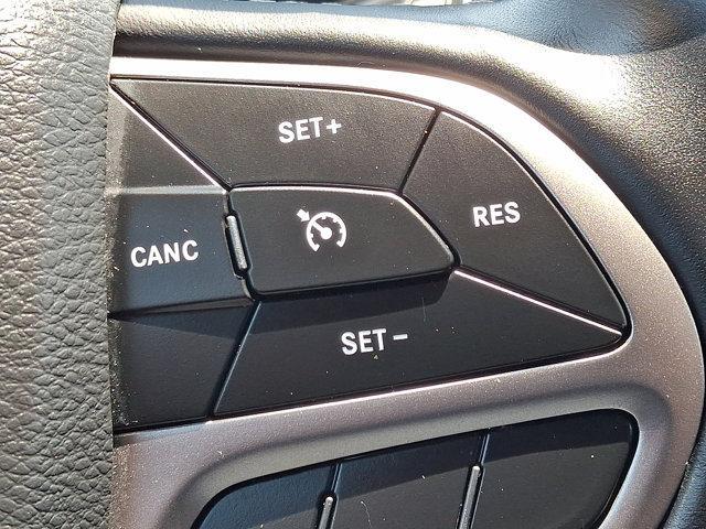 Photo of 2021 Bright White Clearcoat Jeep Cherokee