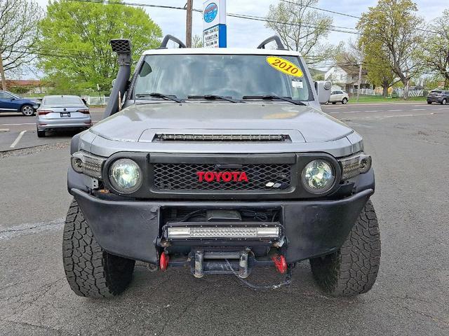 Photo of 2010 Silver Fresco Metallic Toyota FJ Cruiser