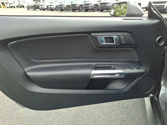 Photo of 2020 Magnetic Metallic Ford Mustang