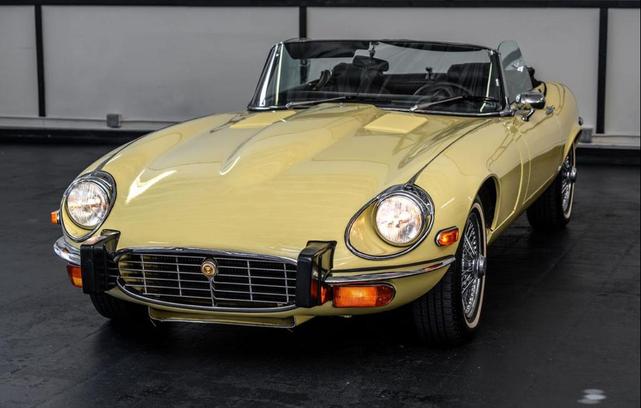 Photo of 1974 Yellow Jaguar XKE