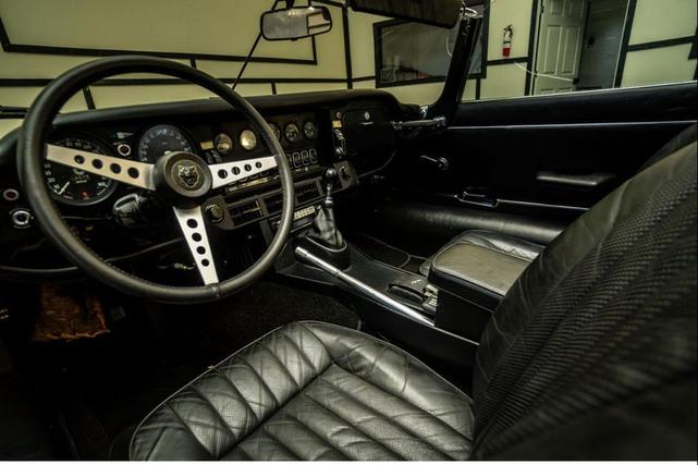 Photo of 1974 Yellow Jaguar XKE