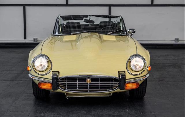 Photo of 1974 Yellow Jaguar XKE