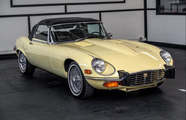 Photo of 1974 Yellow Jaguar XKE