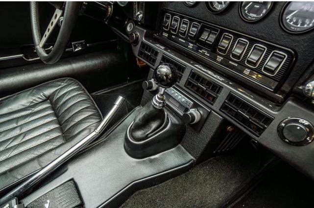 Photo of 1974 Yellow Jaguar XKE
