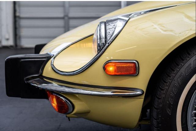 Photo of 1974 Yellow Jaguar XKE