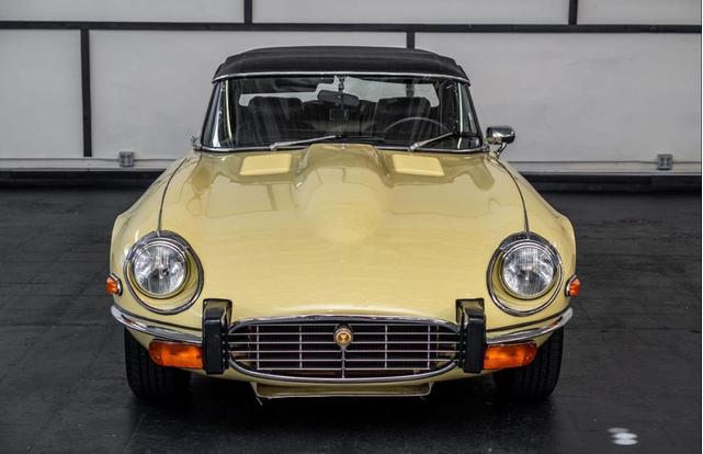 Photo of 1974 Yellow Jaguar XKE