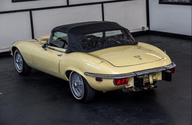 Photo of 1974 Yellow Jaguar XKE