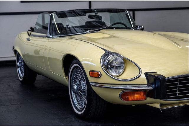 Photo of 1974 Yellow Jaguar XKE