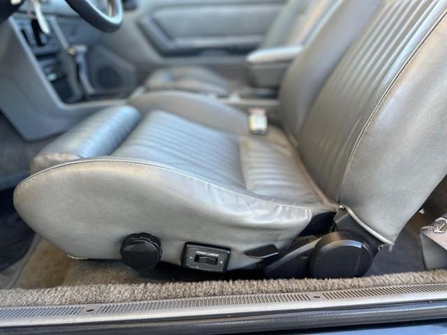 Photo of 1989 Black Ford Mustang