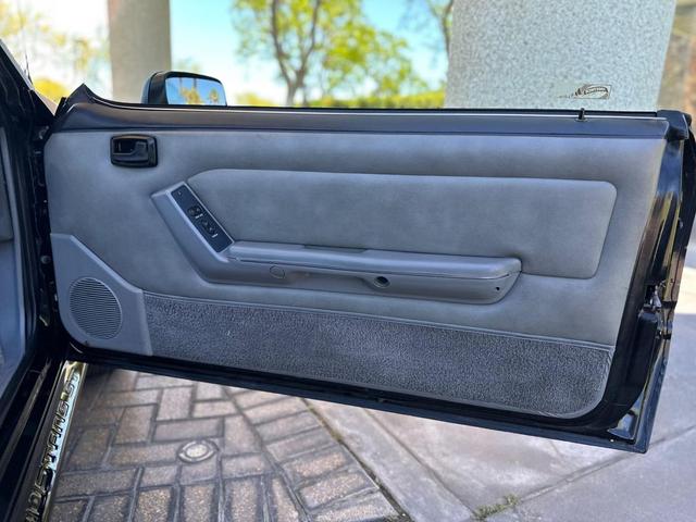 Photo of 1989 Black Ford Mustang