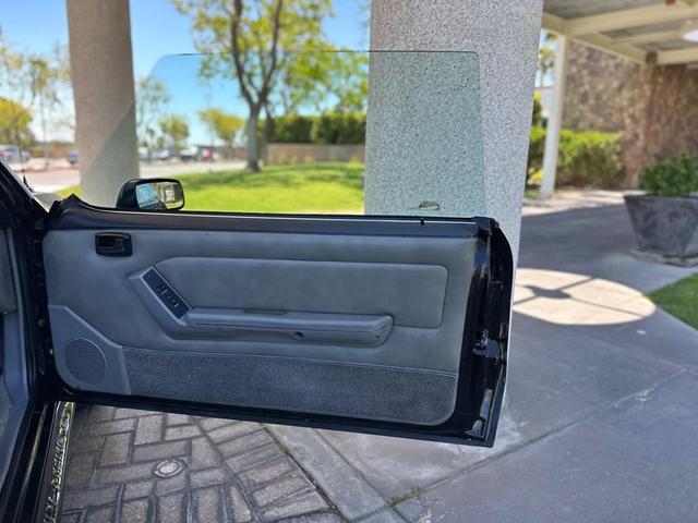 Photo of 1989 Black Ford Mustang