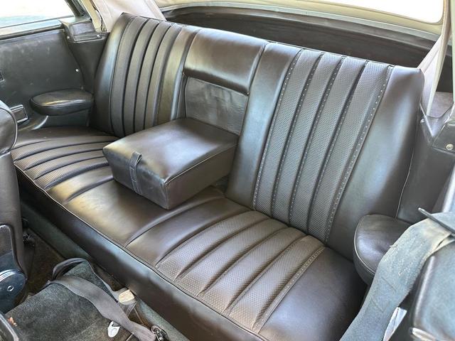 Photo of 1970 Beige/Tan Mercedes-Benz 280SE