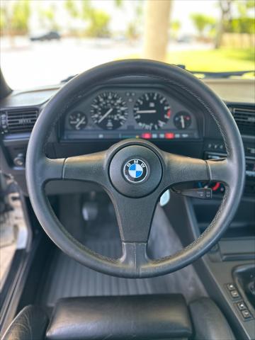 Photo of 1988 Brown BMW 325