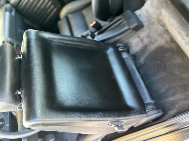 Photo of 1988 Brown BMW 325