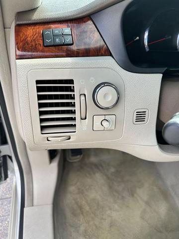 Photo of 2006 Silver Cadillac DTS