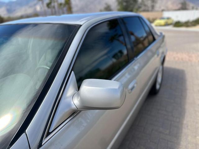 Photo of 2006 Silver Cadillac DTS