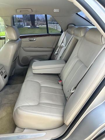 Photo of 2006 Silver Cadillac DTS