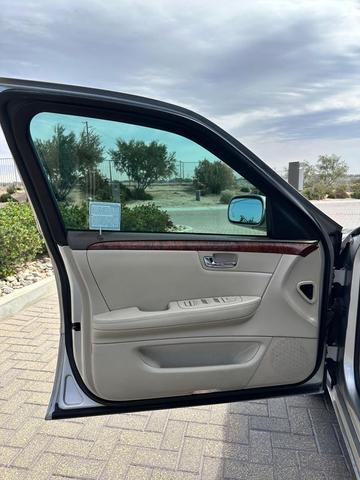 Photo of 2006 Silver Cadillac DTS