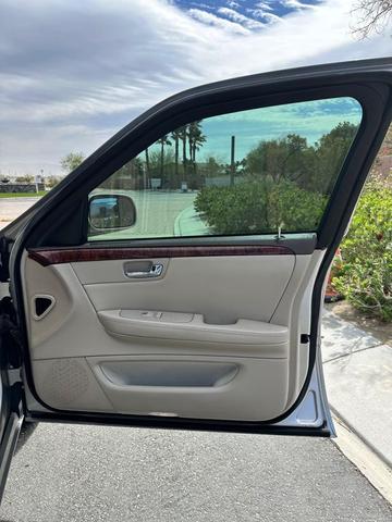Photo of 2006 Silver Cadillac DTS