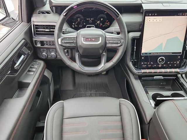 Photo of 2025 Summit White GMC Yukon XL