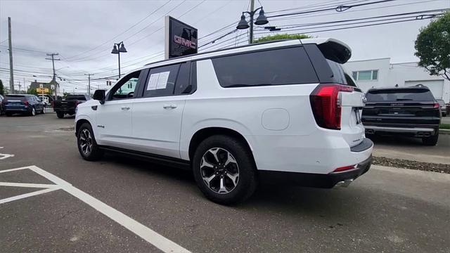 Photo of 2025 Summit White GMC Yukon XL