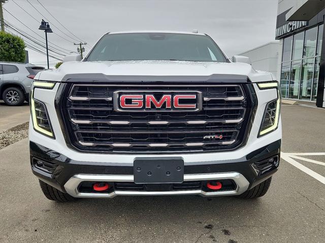 Photo of 2025 Summit White GMC Yukon XL