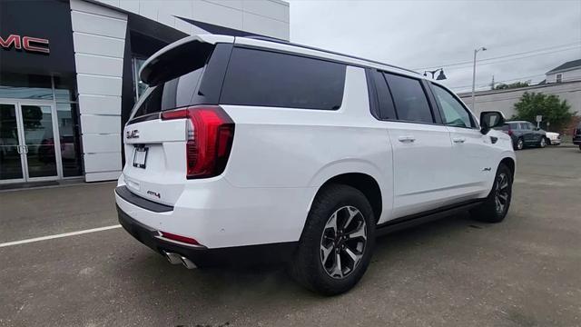 Photo of 2025 Summit White GMC Yukon XL