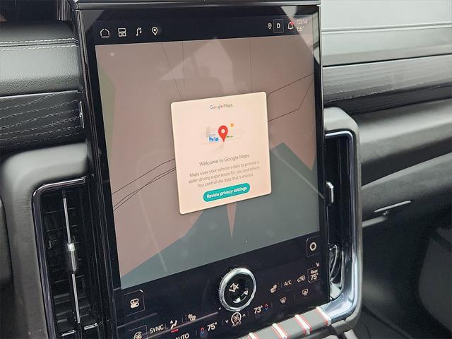 Photo of 2025 Summit White GMC Yukon XL