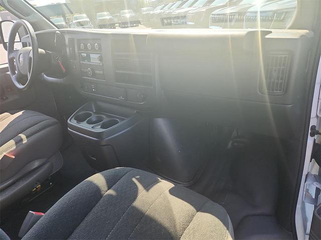 Photo of 2023 Summit White GMC Savana 2500