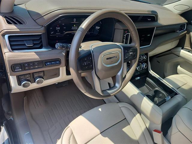 Photo of 2024 Titanium Rush Metallic GMC Yukon XL