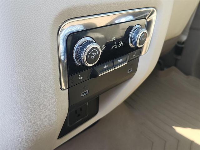Photo of 2024 Titanium Rush Metallic GMC Yukon XL