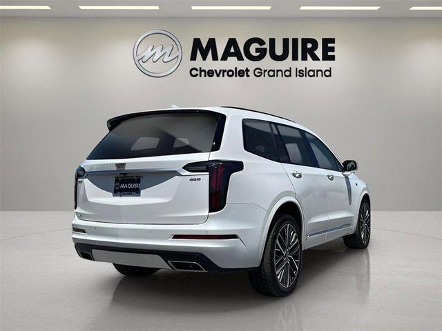 Photo of 2023 White Cadillac XT6
