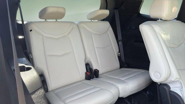 Photo of 2023 White Cadillac XT6