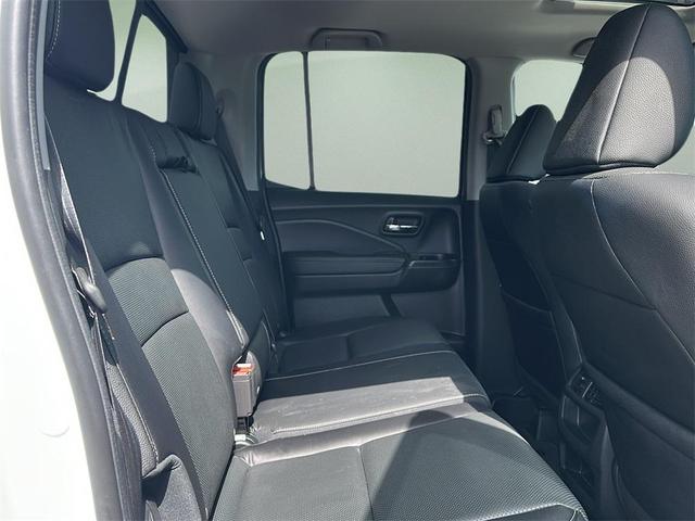 Photo of 2023 White Honda Ridgeline