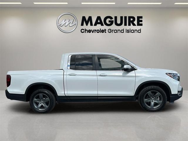 Photo of 2023 White Honda Ridgeline