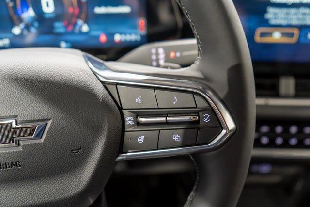 Photo of 2026 Blue Chevrolet Equinox